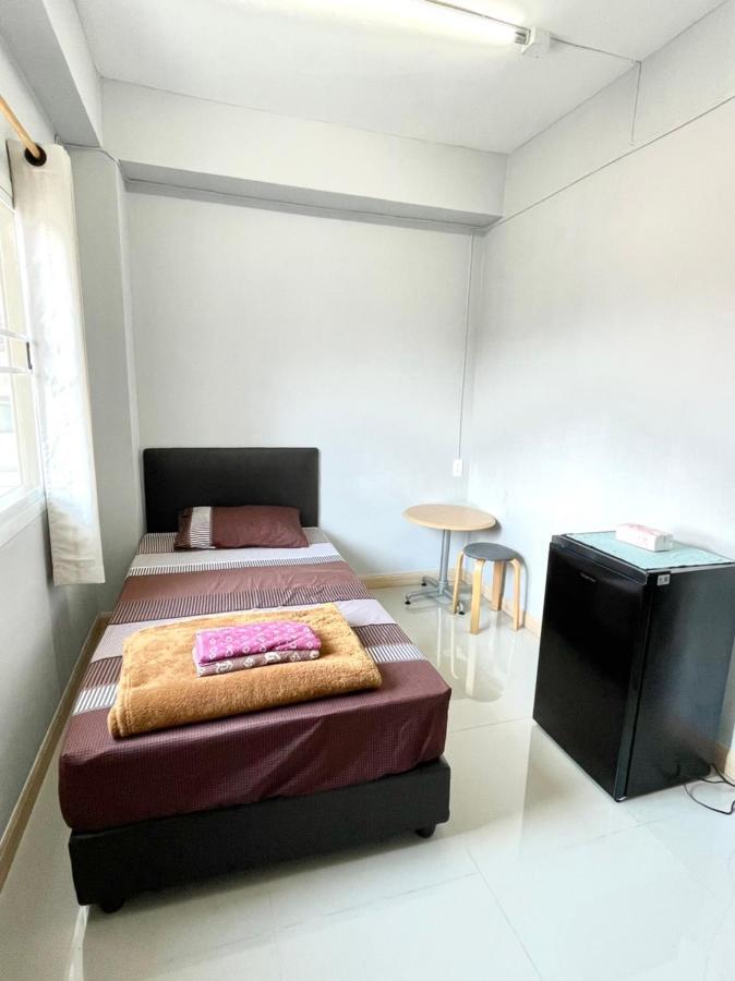 808 Bangkok Leilighet Eksteriør bilde