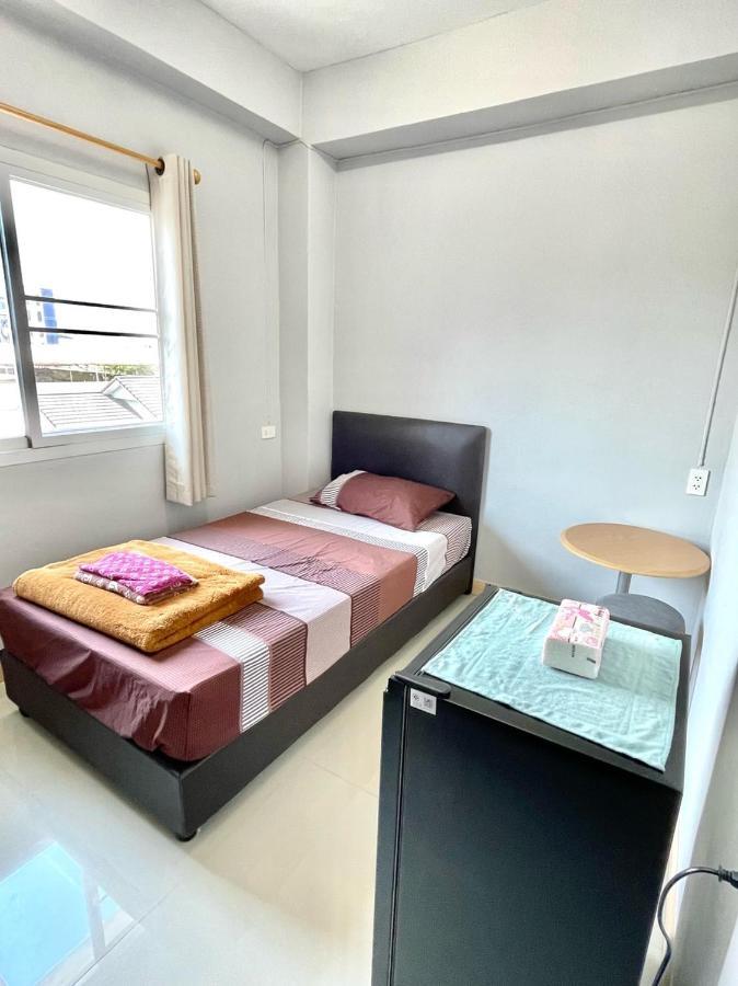 808 Bangkok Leilighet Eksteriør bilde