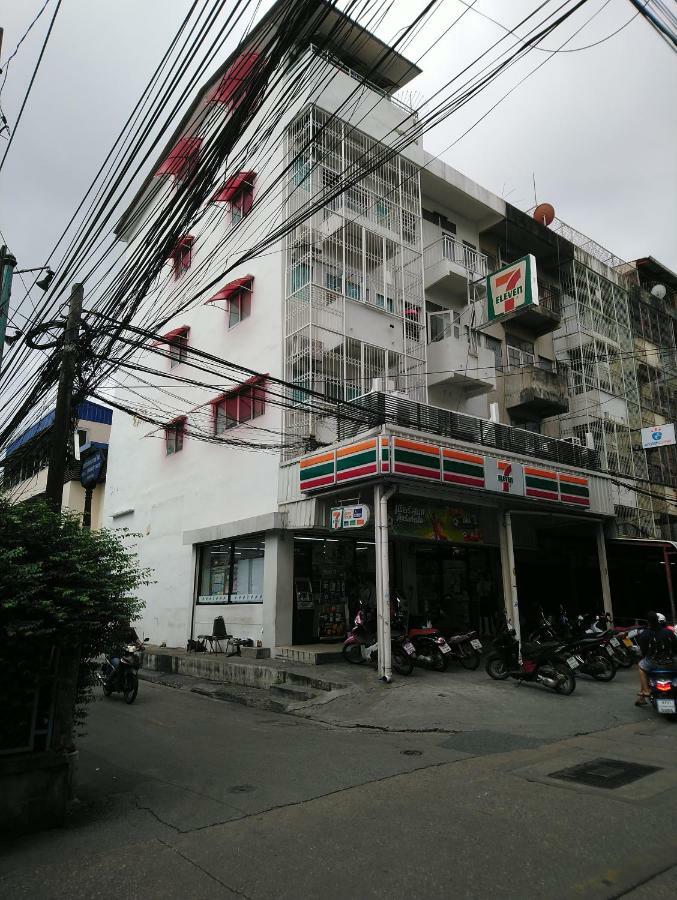 808 Bangkok Leilighet Eksteriør bilde